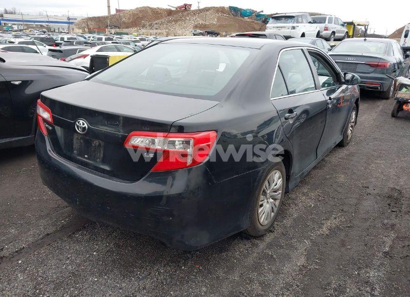 Photo 4 of 2013 Toyota Camry LE (VIN 4T1BF1FK6DU691082)
