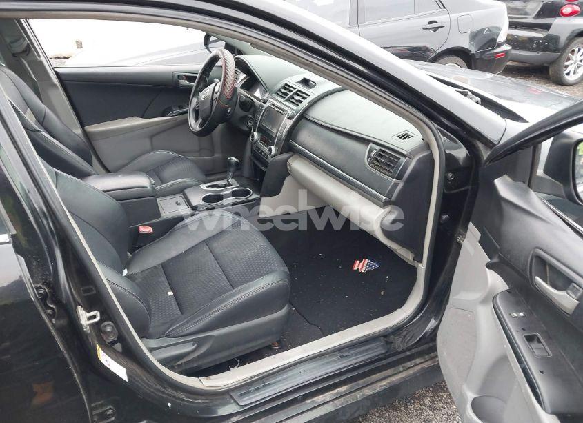 Photo 5 of 2013 Toyota Camry LE (VIN 4T1BF1FK6DU691082)