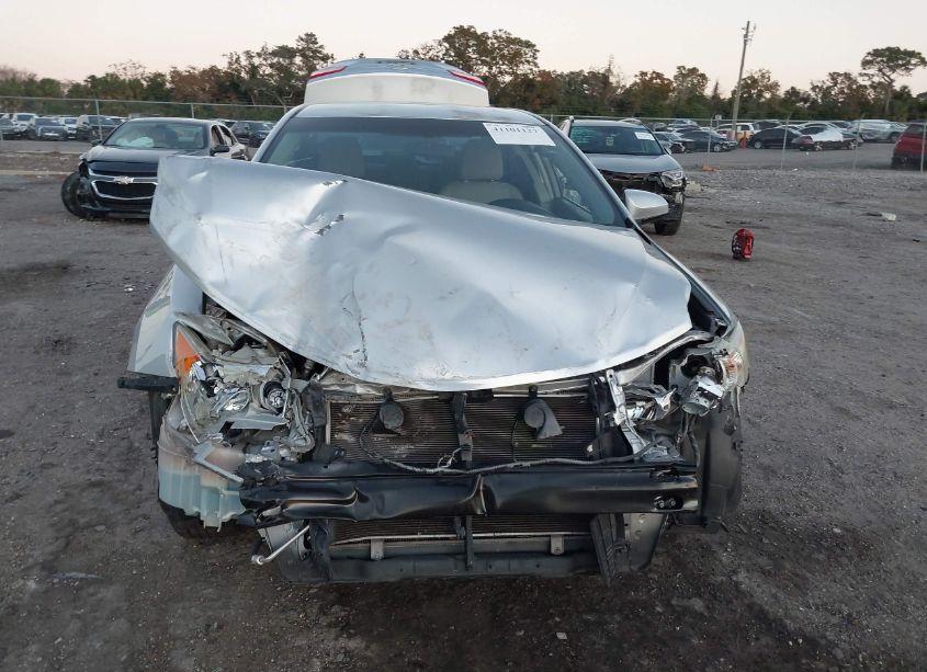 Photo 12 of 2013 Toyota Camry LE (VIN 4T1BF1FK6DU693771)