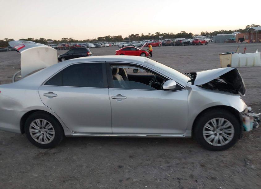 Photo 13 of 2013 Toyota Camry LE (VIN 4T1BF1FK6DU693771)