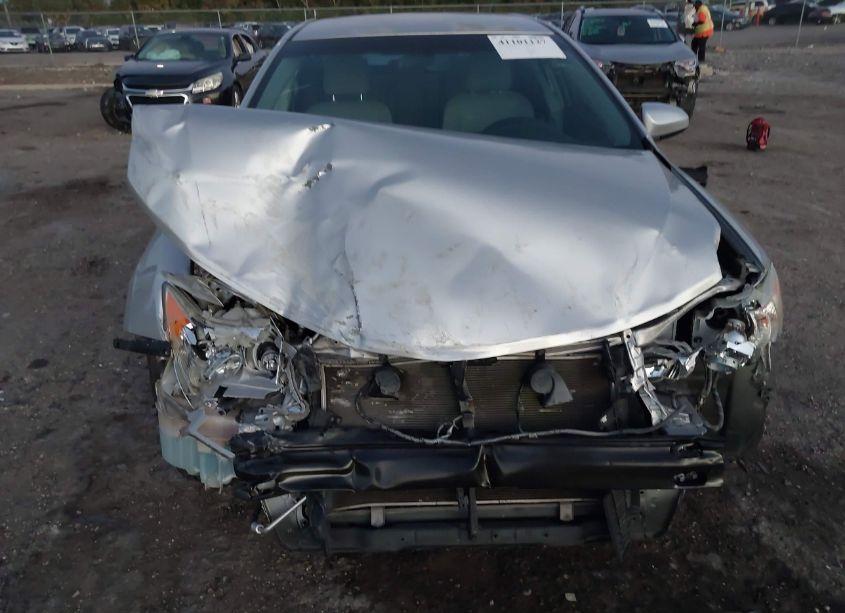 Photo 6 of 2013 Toyota Camry LE (VIN 4T1BF1FK6DU693771)