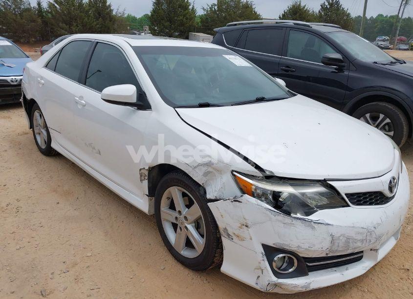 Photo 6 of 2014 Toyota Camry SE (VIN 4T1BF1FK6EU309506)