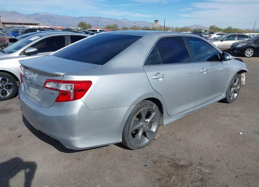 Photo 4 of 2014 Toyota Camry SE SPORT (VIN 4T1BF1FK6EU315726)