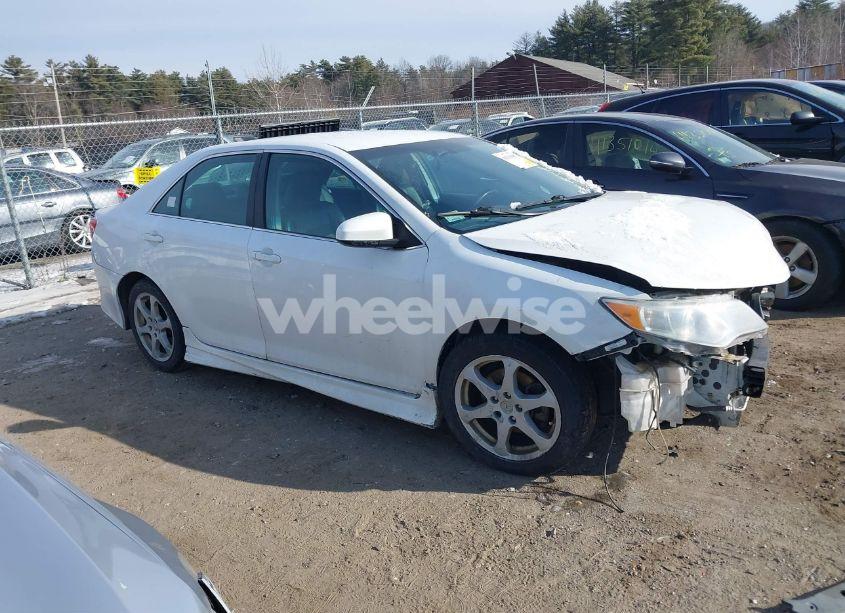 Photo 14 of 2014 Toyota Camry SE (VIN 4T1BF1FK6EU326192)