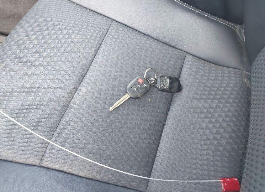 Photo 11 of 2014 Toyota Camry SE (VIN 4T1BF1FK6EU328203)