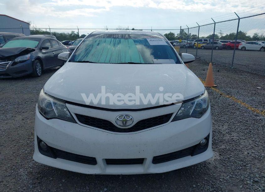 Photo 12 of 2014 Toyota Camry SE (VIN 4T1BF1FK6EU334714)