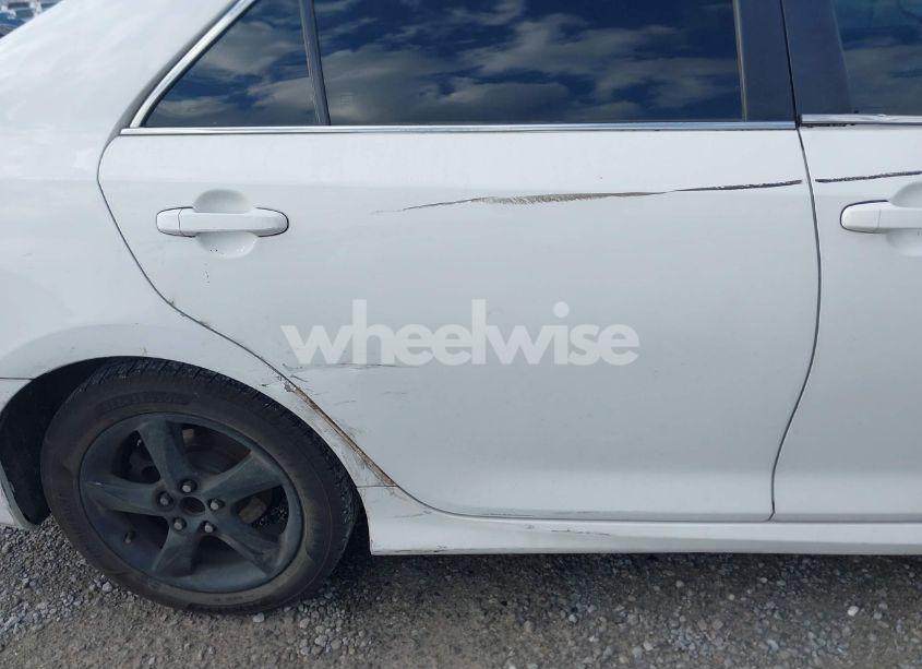 Photo 18 of 2014 Toyota Camry SE (VIN 4T1BF1FK6EU334714)