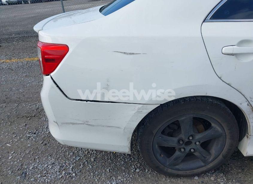 Photo 19 of 2014 Toyota Camry SE (VIN 4T1BF1FK6EU334714)