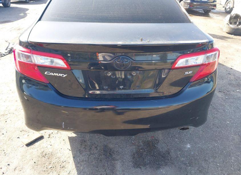 Photo 16 of 2014 Toyota Camry SE (VIN 4T1BF1FK6EU350010)