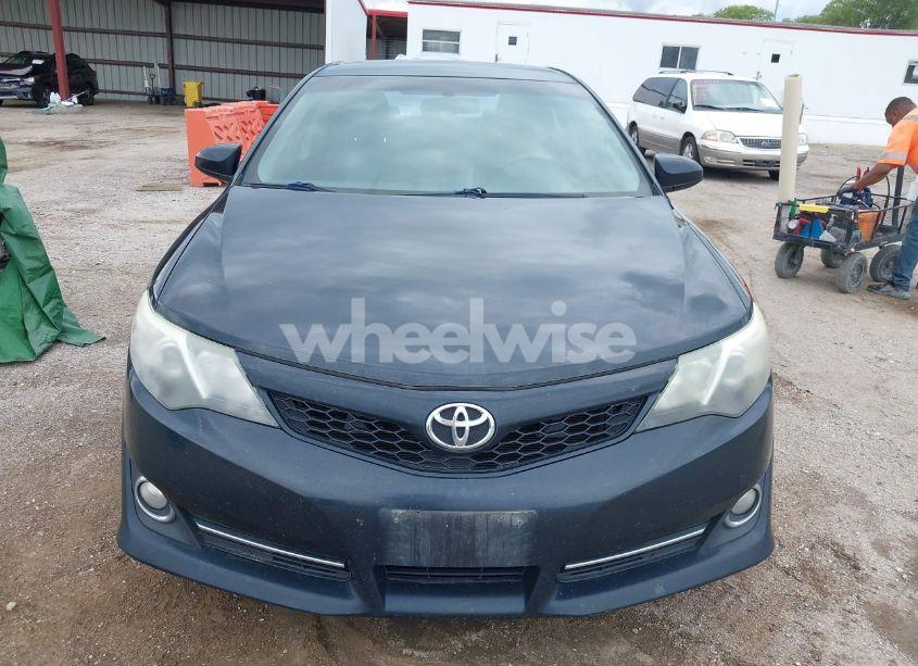 Photo 12 of 2014 Toyota Camry SE (VIN 4T1BF1FK6EU355014)