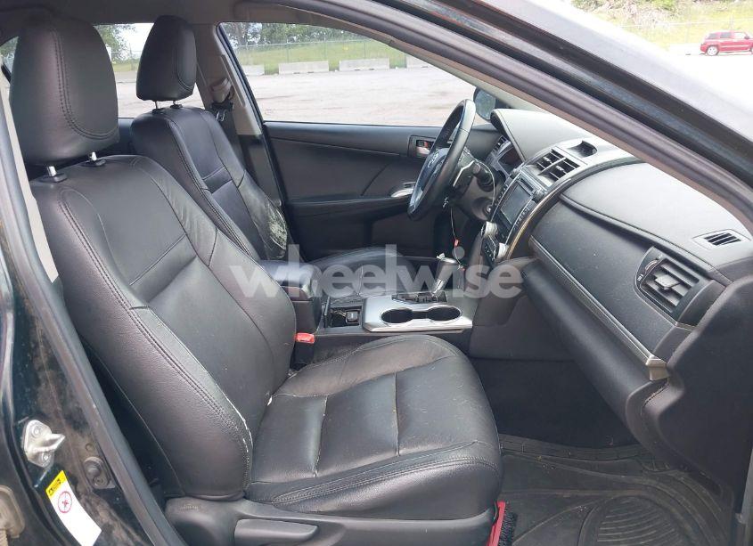 Photo 5 of 2014 Toyota Camry SE (VIN 4T1BF1FK6EU355014)