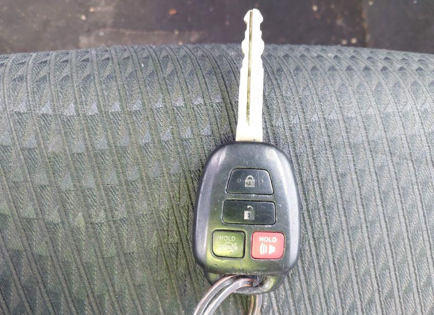 Photo 11 of 2014 Toyota Camry SE (VIN 4T1BF1FK6EU373819)