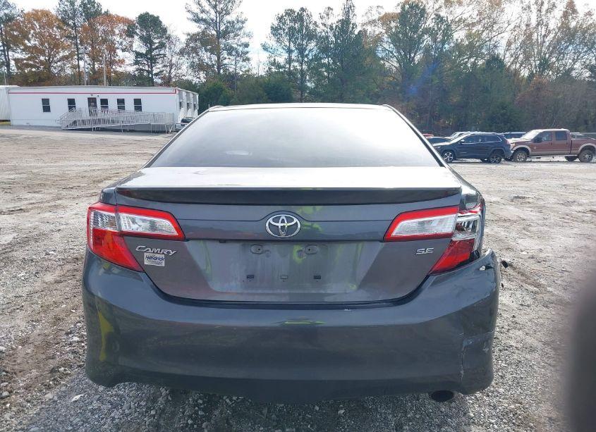 Photo 16 of 2014 Toyota Camry SE (VIN 4T1BF1FK6EU373819)