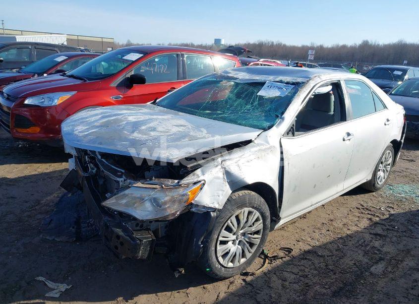 Photo 6 of 2014 Toyota Camry LE (VIN 4T1BF1FK6EU374615)