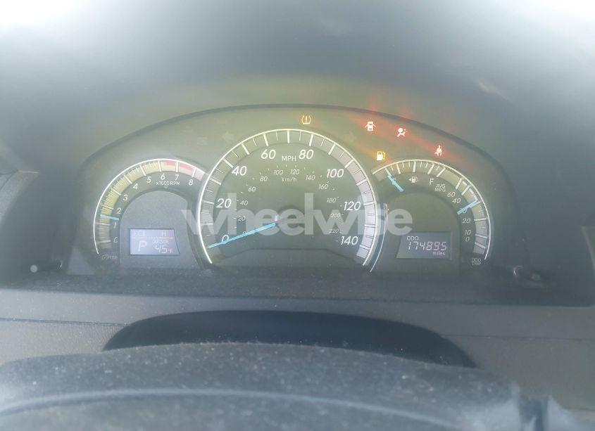 Photo 7 of 2014 Toyota Camry SE (VIN 4T1BF1FK6EU379961)