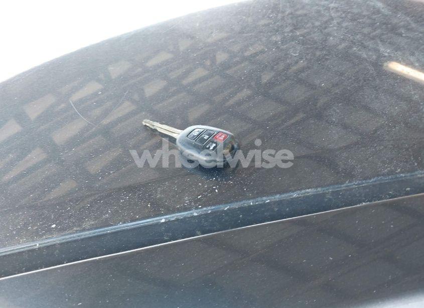 Photo 11 of 2014 Toyota Camry SE (VIN 4T1BF1FK6EU383895)