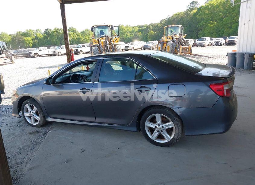 Photo 14 of 2014 Toyota Camry SE (VIN 4T1BF1FK6EU383895)