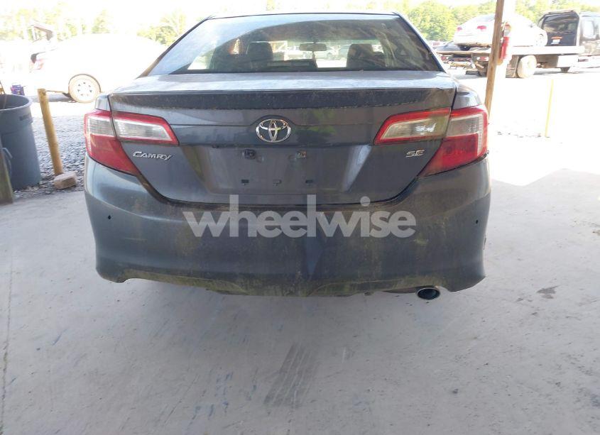 Photo 19 of 2014 Toyota Camry SE (VIN 4T1BF1FK6EU383895)