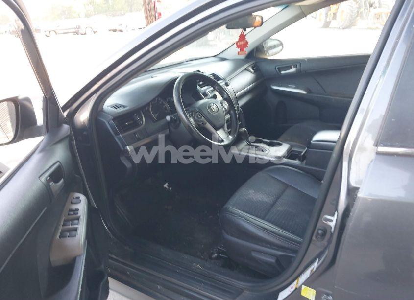 Photo 5 of 2014 Toyota Camry SE (VIN 4T1BF1FK6EU383895)