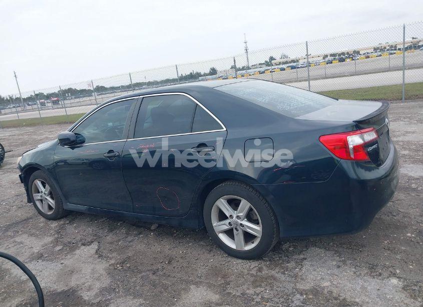 Photo 14 of 2014 Toyota Camry SE (VIN 4T1BF1FK6EU392905)