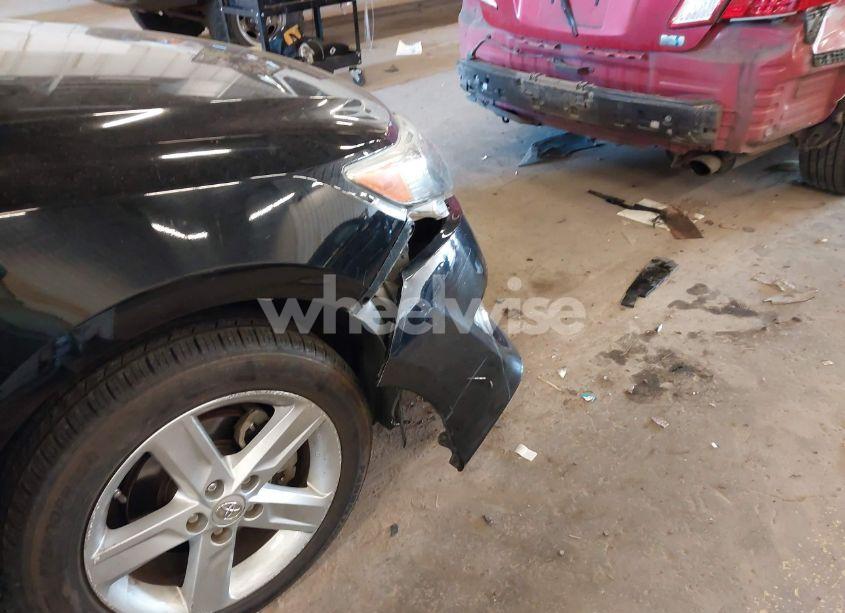 Photo 12 of 2014 Toyota Camry SE (VIN 4T1BF1FK6EU400548)