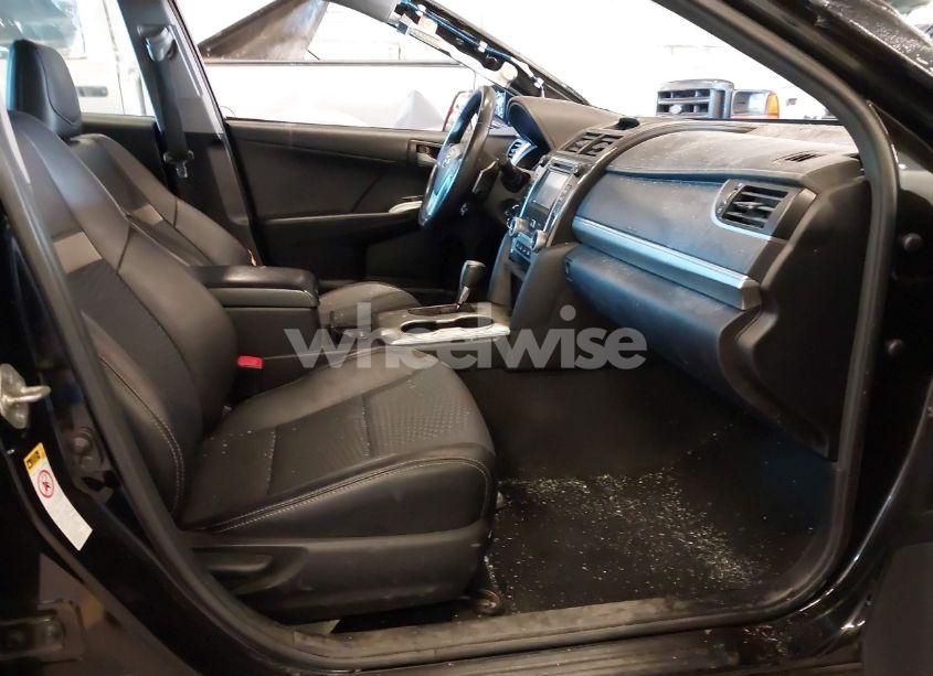 Photo 5 of 2014 Toyota Camry SE (VIN 4T1BF1FK6EU400548)