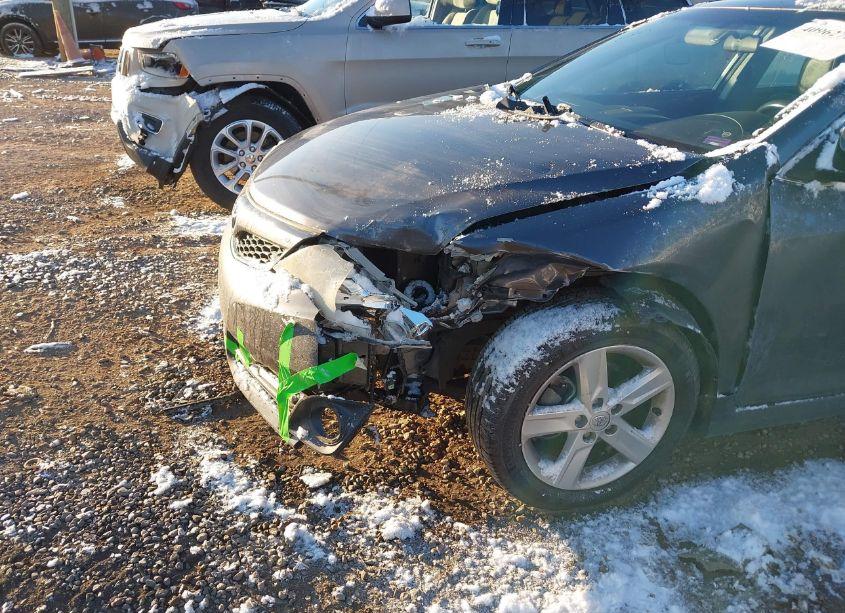 Photo 17 of 2014 Toyota Camry SE (VIN 4T1BF1FK6EU406883)