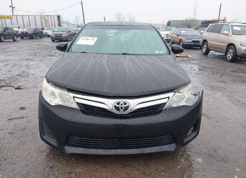 Photo 11 of 2014 Toyota Camry LE (VIN 4T1BF1FK6EU413400)