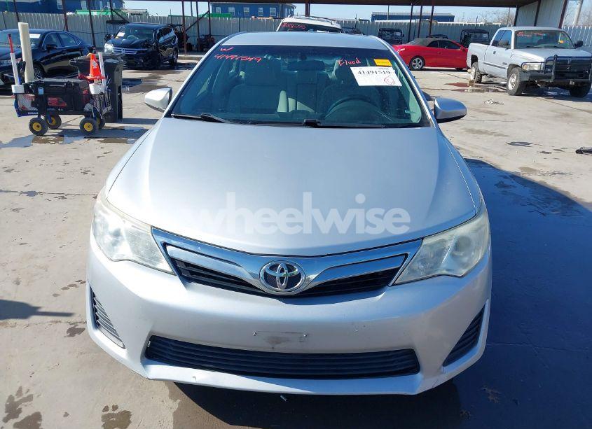 Photo 6 of 2014 Toyota Camry LE (VIN 4T1BF1FK6EU420654)