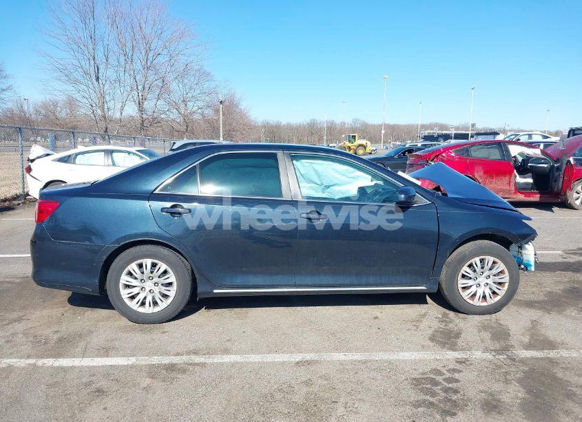 Photo 13 of 2014 Toyota Camry LE (VIN 4T1BF1FK6EU426468)