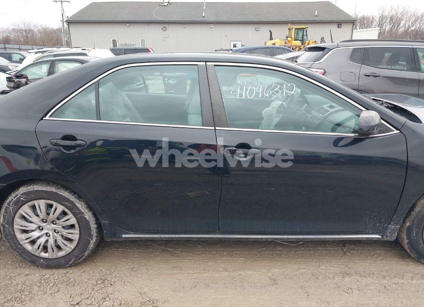 Photo 13 of 2014 Toyota Camry LE (VIN 4T1BF1FK6EU436479)
