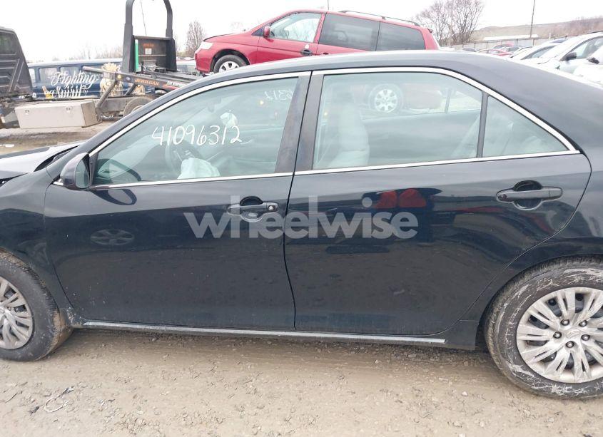 Photo 14 of 2014 Toyota Camry LE (VIN 4T1BF1FK6EU436479)