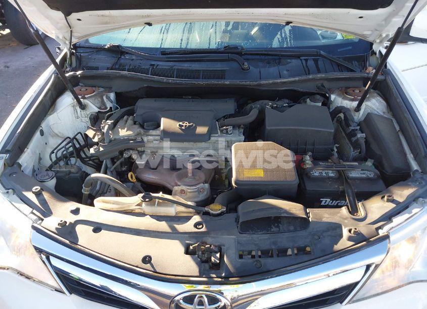 Photo 10 of 2014 Toyota Camry LE (VIN 4T1BF1FK6EU442038)