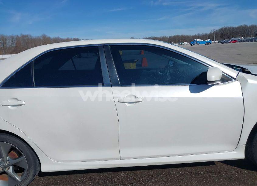 Photo 14 of 2014 Toyota Camry SE SPORT (VIN 4T1BF1FK6EU446204)