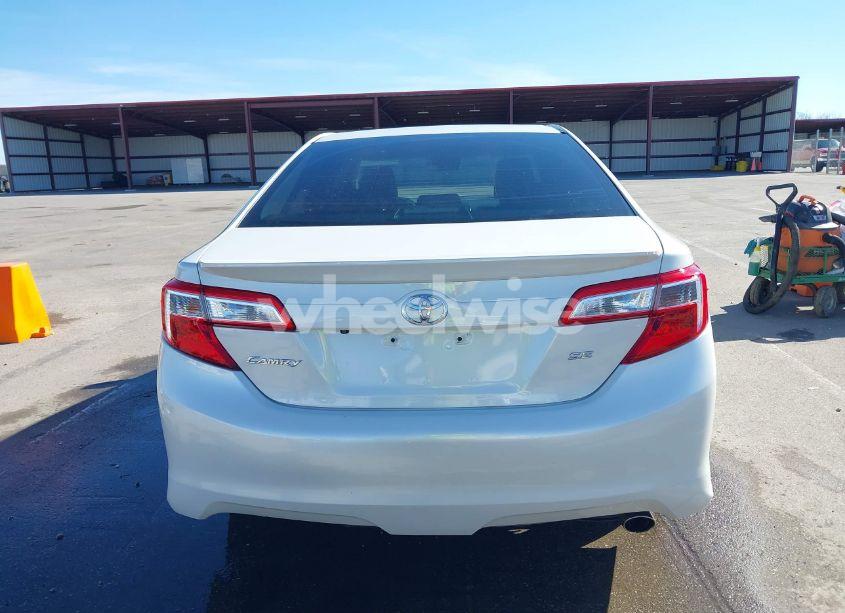 Photo 17 of 2014 Toyota Camry SE SPORT (VIN 4T1BF1FK6EU446204)