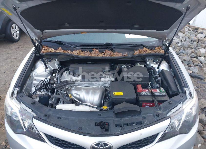 Photo 10 of 2014 Toyota Camry SE (VIN 4T1BF1FK6EU454299)