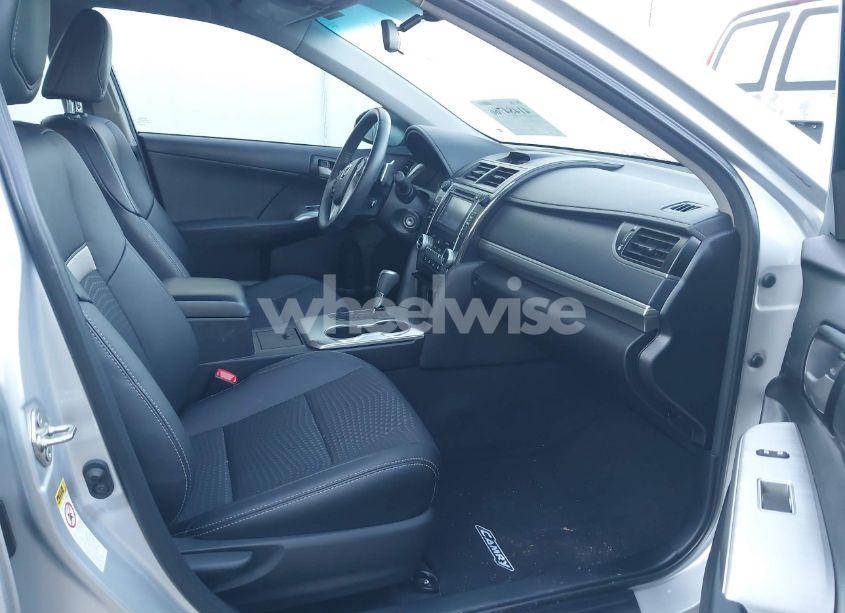 Photo 5 of 2014 Toyota Camry SE (VIN 4T1BF1FK6EU454299)