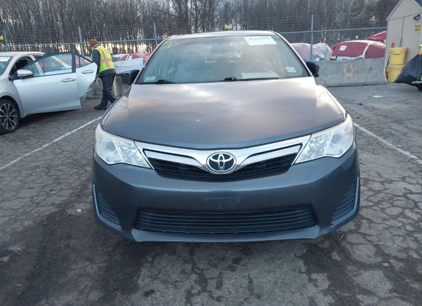 Photo 12 of 2014 Toyota Camry LE (VIN 4T1BF1FK6EU458806)