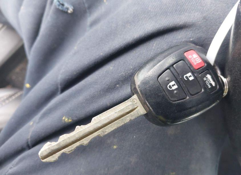 Photo 11 of 2014 Toyota Camry SE (VIN 4T1BF1FK6EU462824)