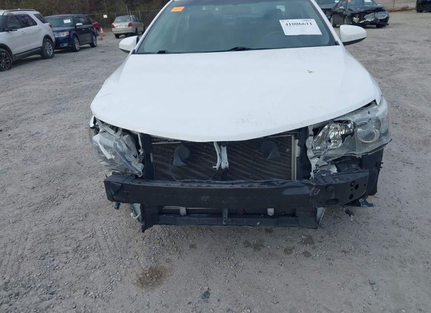 Photo 6 of 2014 Toyota Camry SE (VIN 4T1BF1FK6EU462824)