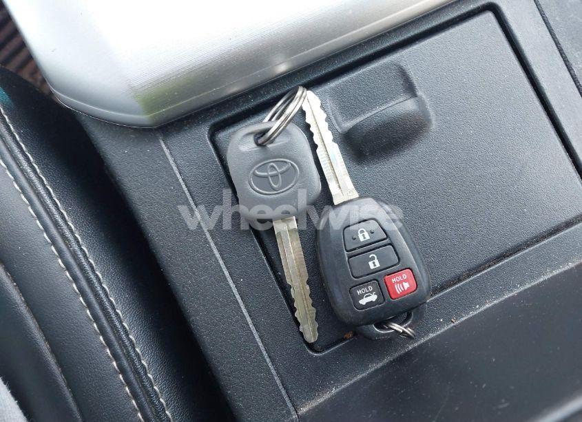 Photo 11 of 2014 Toyota Camry SE (VIN 4T1BF1FK6EU465125)