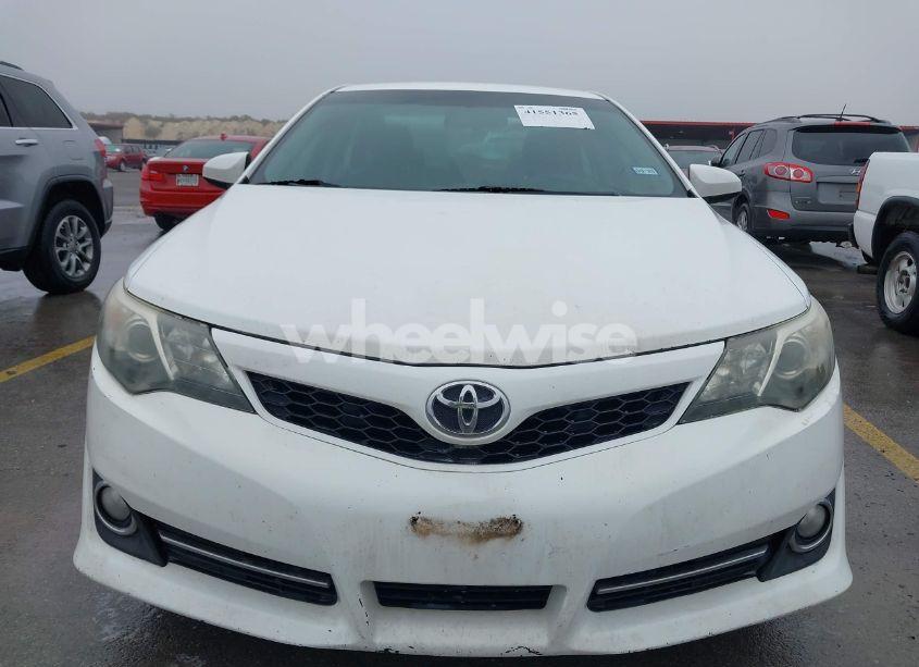 Photo 12 of 2014 Toyota Camry SE (VIN 4T1BF1FK6EU730108)