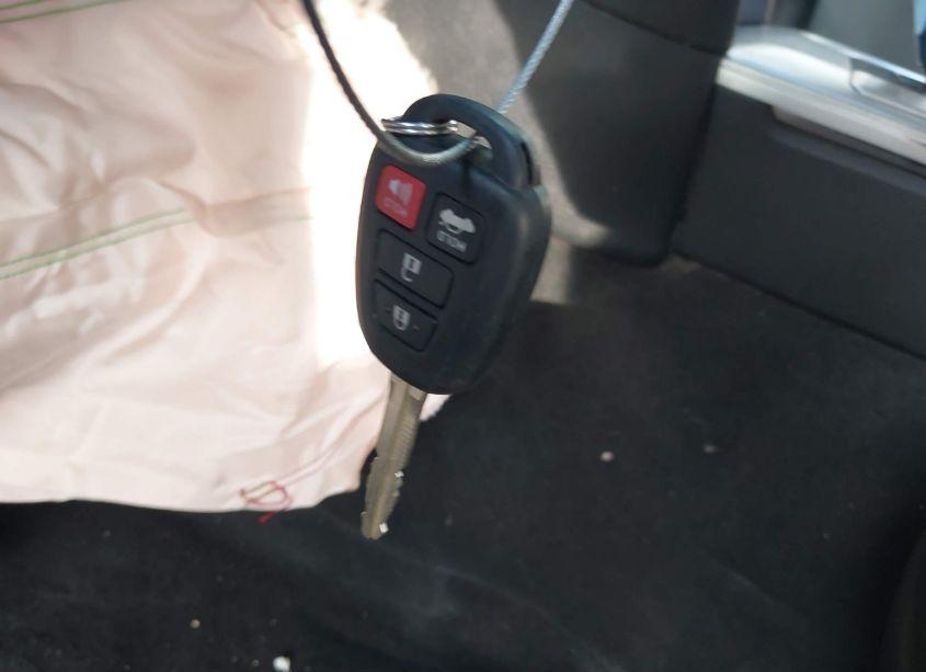 Photo 11 of 2014 Toyota Camry SE SPORT (VIN 4T1BF1FK6EU730853)