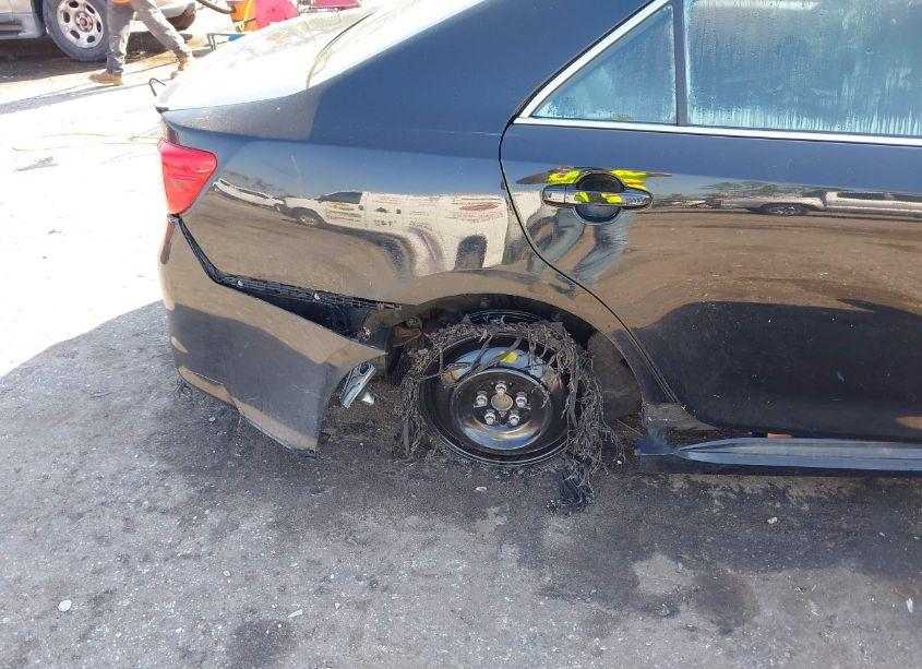 Photo 6 of 2014 Toyota Camry SE (VIN 4T1BF1FK6EU744672)