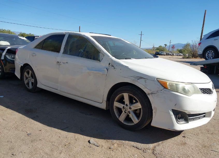 Photo 6 of 2014 Toyota Camry SE (VIN 4T1BF1FK6EU795363)