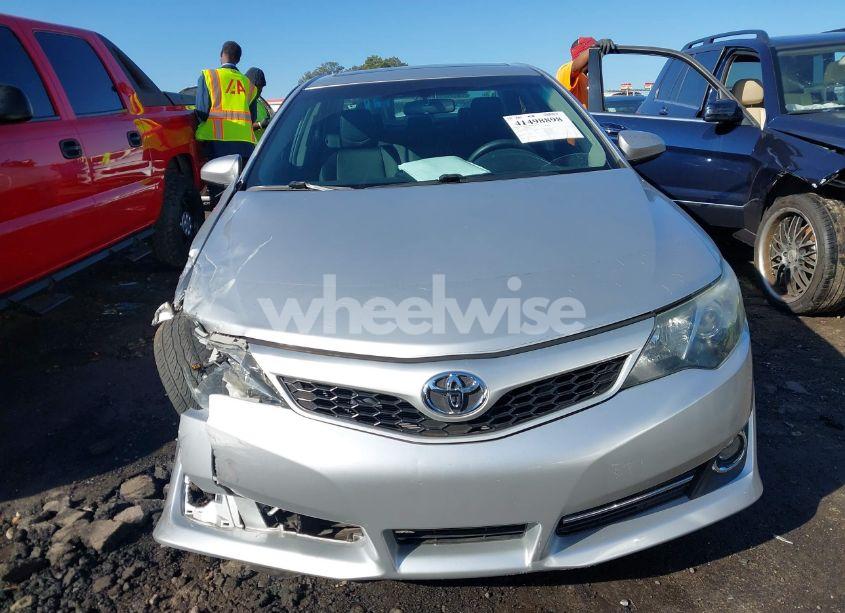 Photo 12 of 2014 Toyota Camry SE SPORT (VIN 4T1BF1FK6EU798375)