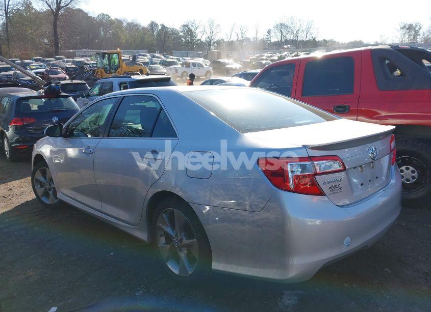 Photo 14 of 2014 Toyota Camry SE SPORT (VIN 4T1BF1FK6EU798375)