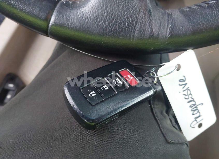 Photo 11 of 2014 Toyota Camry XLE (VIN 4T1BF1FK6EU836834)