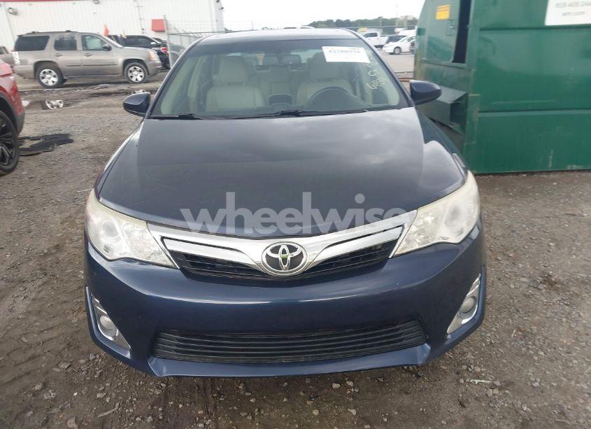 Photo 13 of 2014 Toyota Camry XLE (VIN 4T1BF1FK6EU836834)