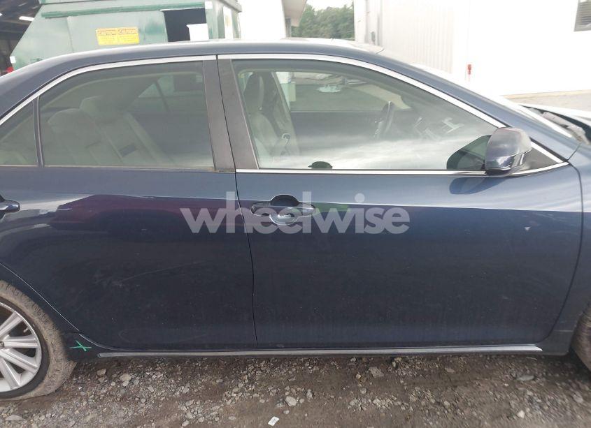 Photo 14 of 2014 Toyota Camry XLE (VIN 4T1BF1FK6EU836834)